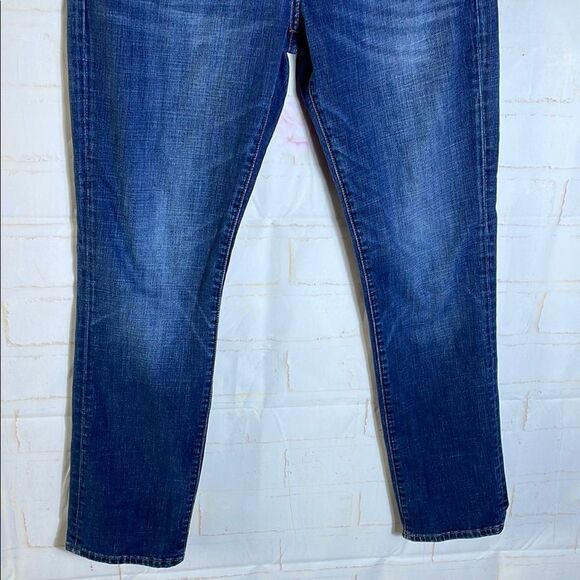 Lucky Brand 121 Heritage Slim Jeans - Picture 3 of 10